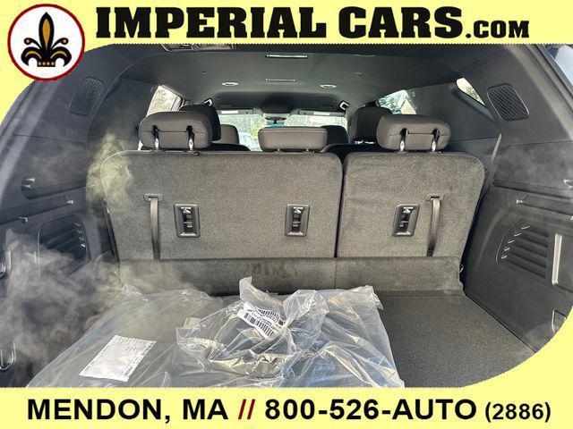 new 2026 Chevrolet Traverse car, priced at $46,805