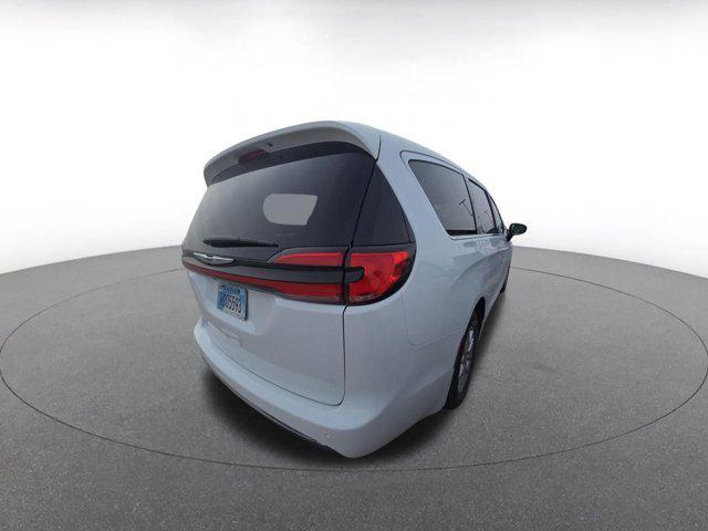 used 2025 Chrysler Pacifica car, priced at $26,709
