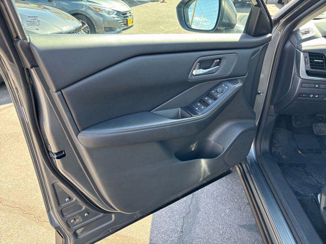 used 2025 Nissan Rogue car, priced at $19,165