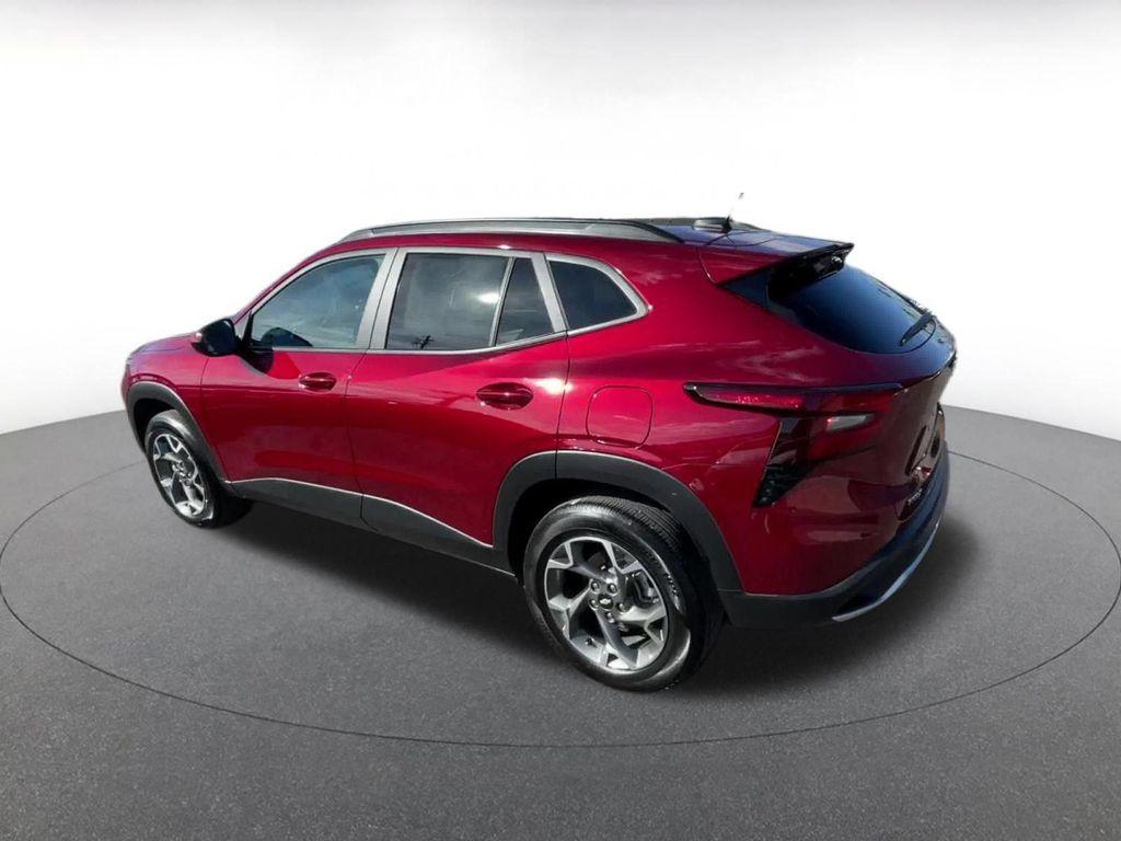 used 2025 Chevrolet Trax car, priced at $19,990