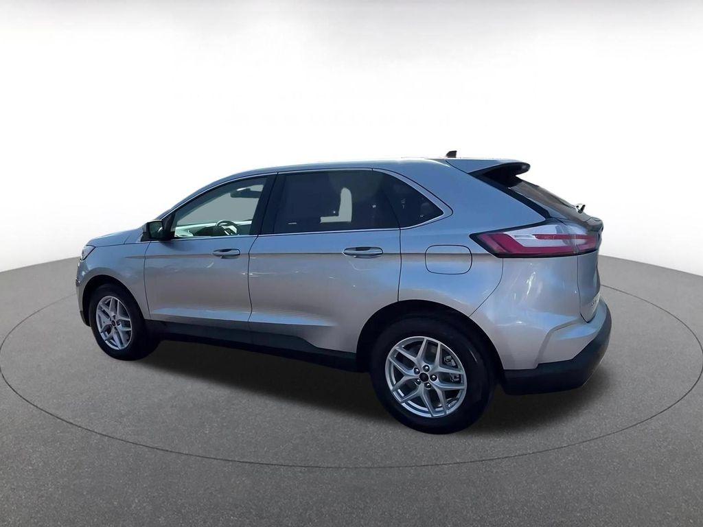 used 2024 Ford Edge car, priced at $18,798