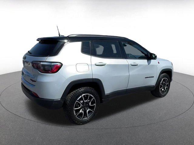 used 2025 Jeep Compass car, priced at $21,995