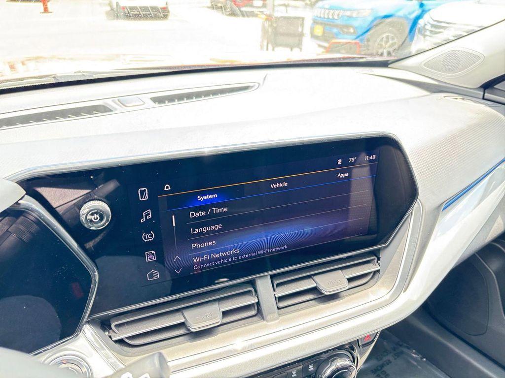 used 2025 Chevrolet Trax car, priced at $19,990