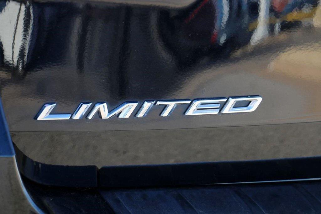 used 2020 Ford Explorer car, priced at $18,000