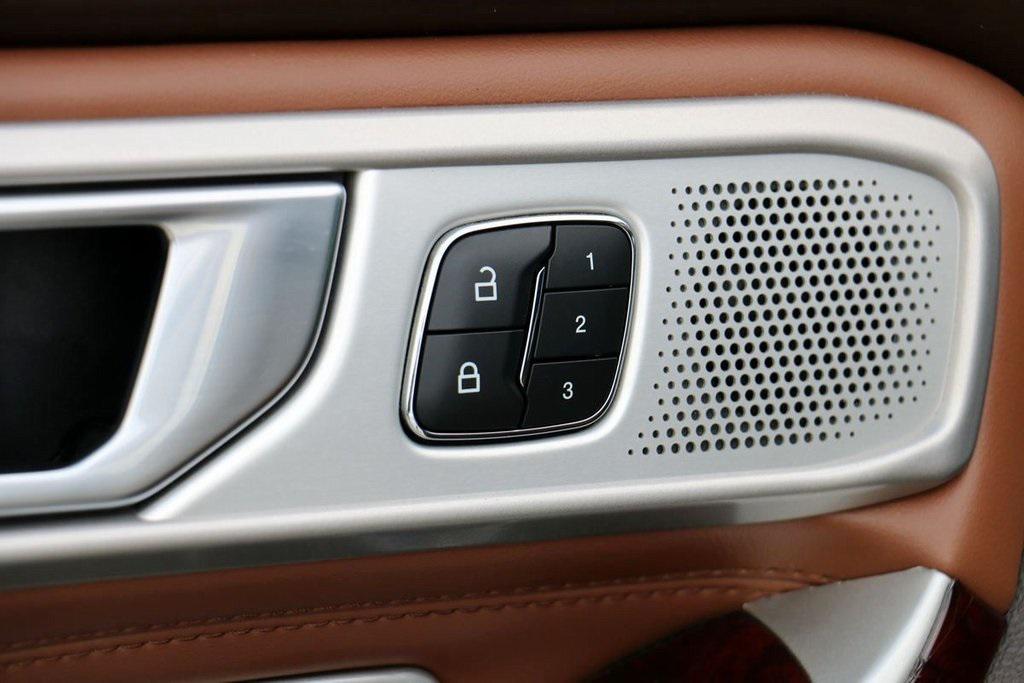 used 2022 Ford Explorer car, priced at $30,995