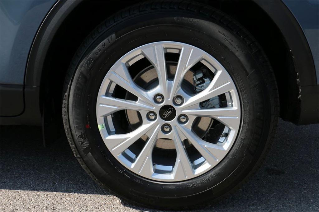 new 2025 Ford Escape car, priced at $22,980