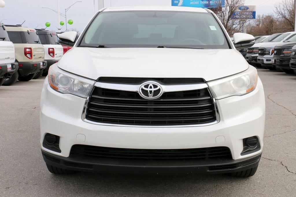 used 2015 Toyota Highlander car, priced at $15,995