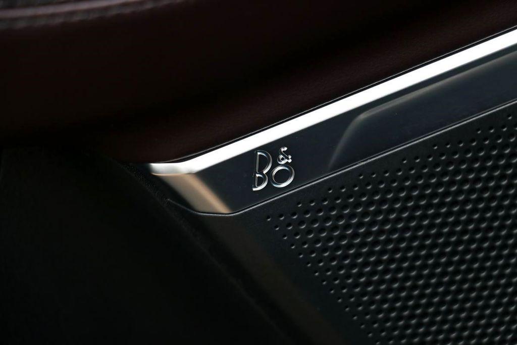 new 2025 Ford Expedition car, priced at $82,851