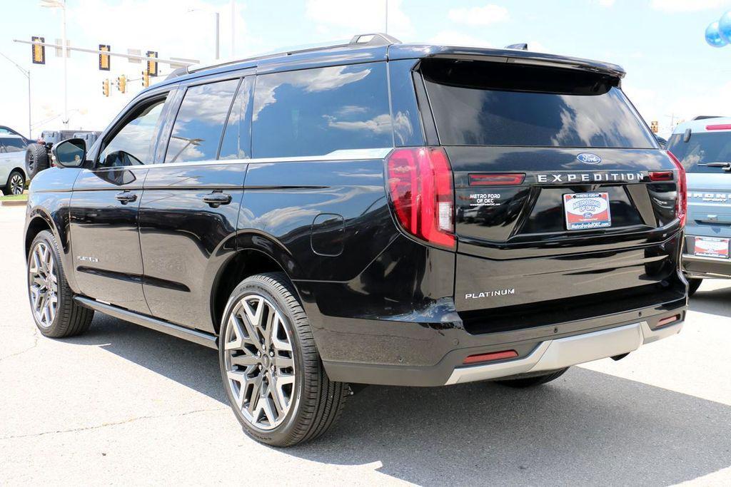 new 2025 Ford Expedition car, priced at $82,851