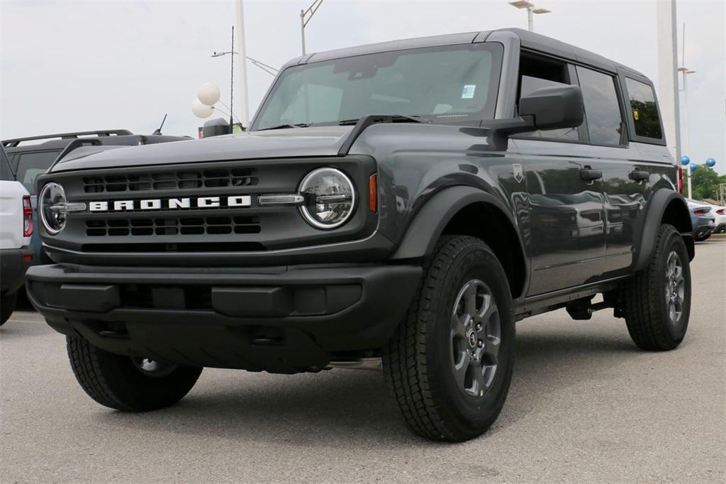 new 2025 Ford Bronco car, priced at $40,965