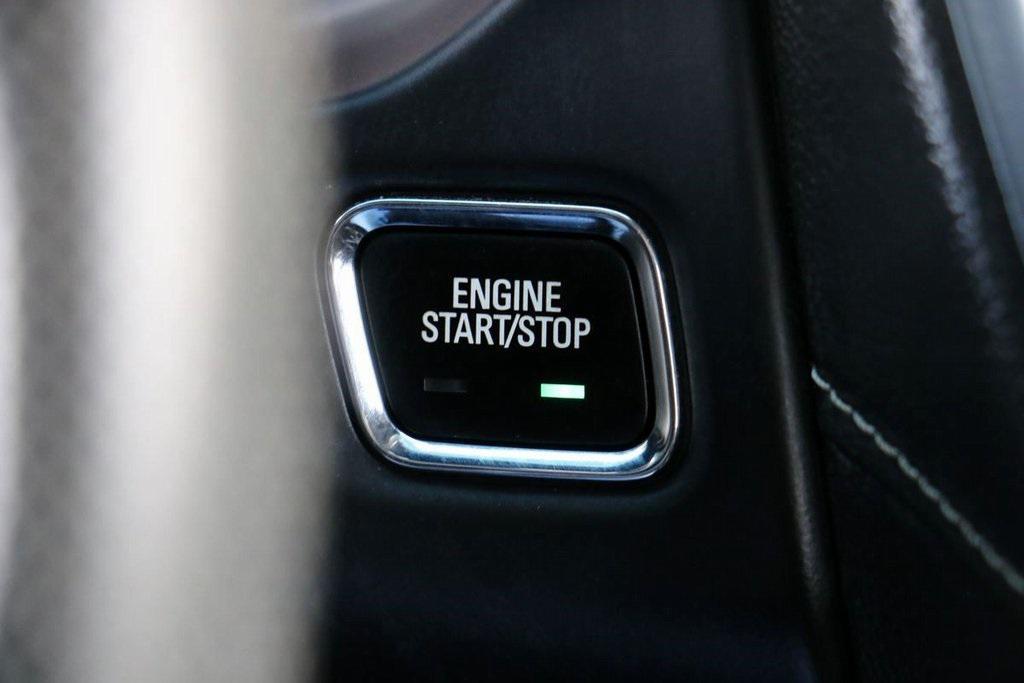 used 2022 GMC Acadia car, priced at $17,495