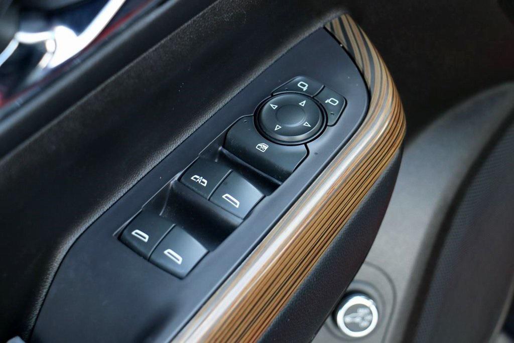 used 2022 GMC Acadia car, priced at $17,495