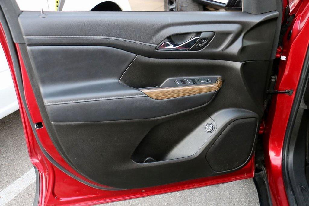 used 2022 GMC Acadia car, priced at $17,495