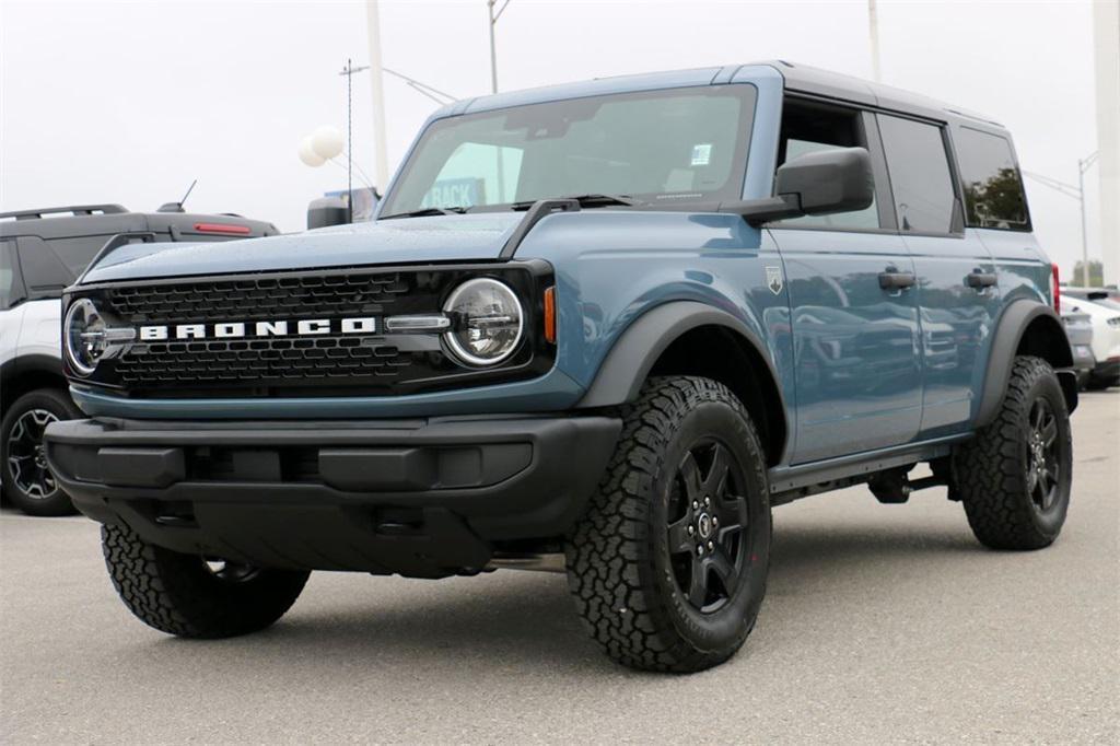 new 2025 Ford Bronco car, priced at $39,492