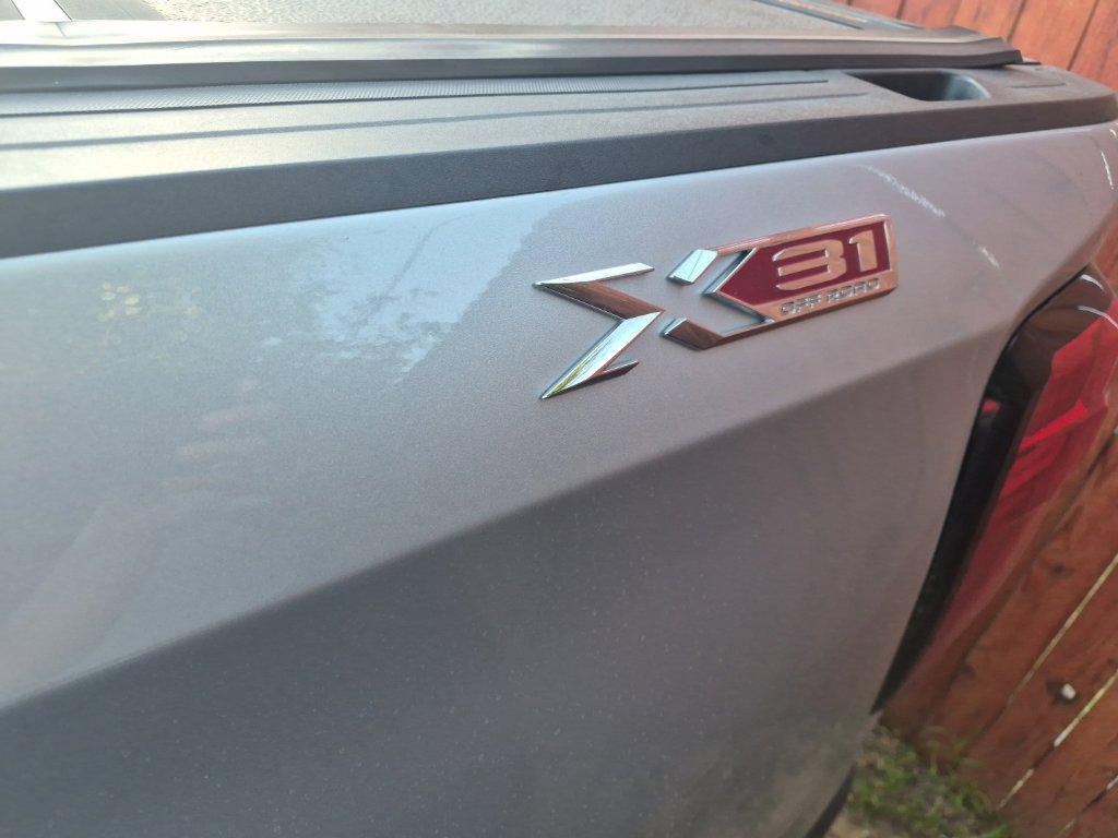 used 2022 GMC Sierra 1500 car, priced at $40,186