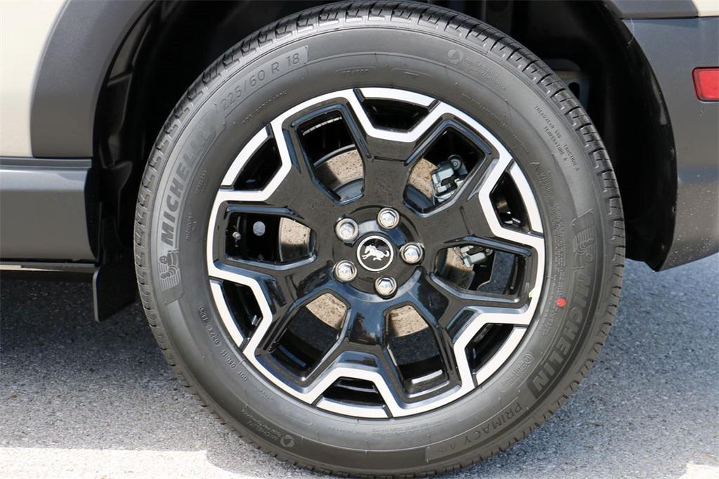 new 2025 Ford Bronco Sport car, priced at $32,200