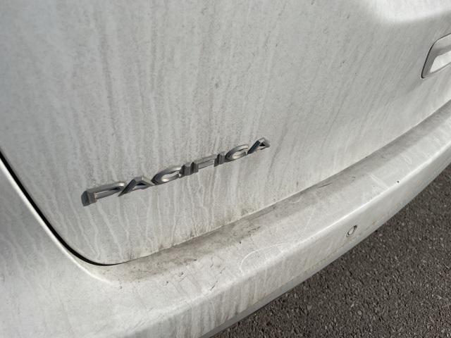 used 2024 Chrysler Pacifica Hybrid car, priced at $27,667