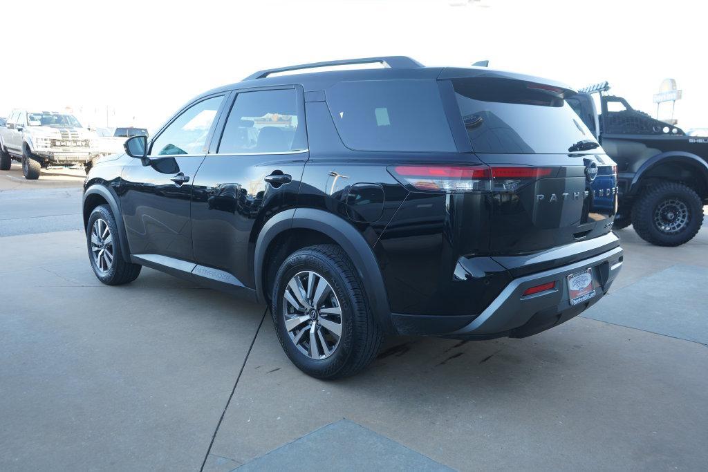 used 2026 Nissan Pathfinder car, priced at $38,599