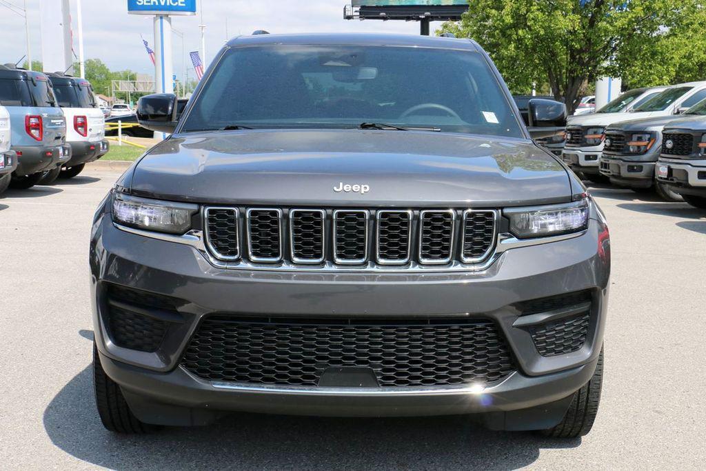 used 2024 Jeep Grand Cherokee car, priced at $24,994