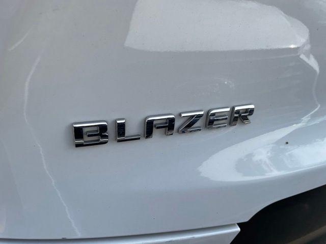 used 2025 Chevrolet Blazer car, priced at $24,699