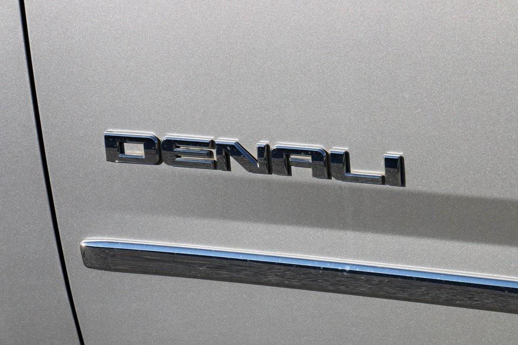 used 2017 GMC Yukon car, priced at $22,900