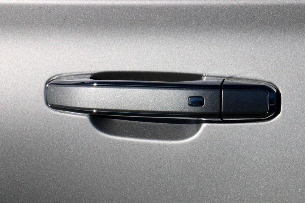 used 2017 GMC Yukon car, priced at $22,900