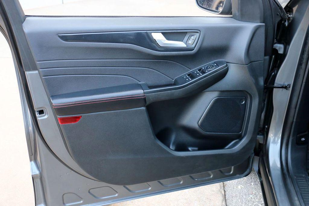 used 2025 Ford Escape car, priced at $24,299