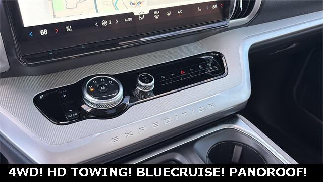 new 2025 Ford Expedition car, priced at $68,040