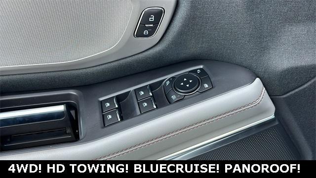 new 2025 Ford Expedition car, priced at $68,040