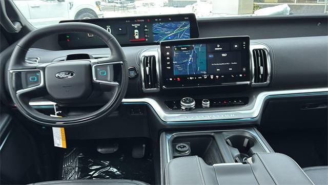 new 2025 Ford Expedition car, priced at $79,773