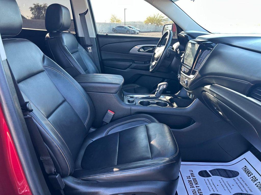 used 2021 Chevrolet Traverse car, priced at $25,000