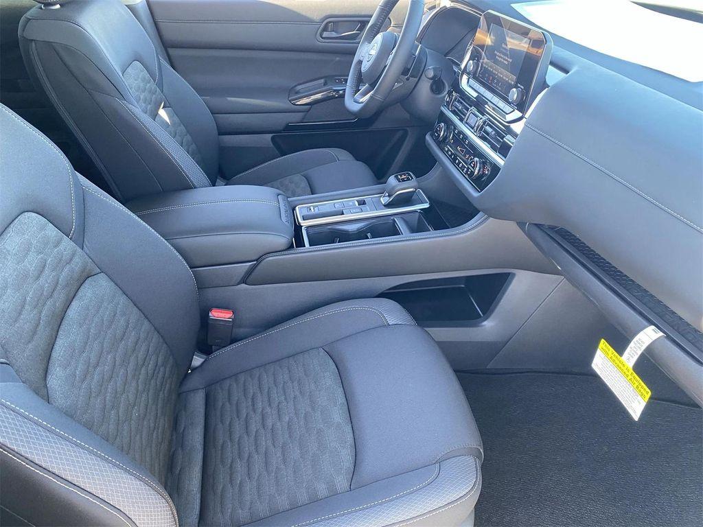 new 2025 Nissan Pathfinder car, priced at $32,375