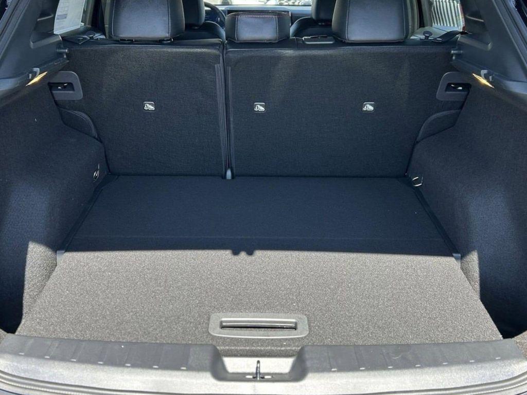 new 2025 Nissan Kicks car, priced at $26,383