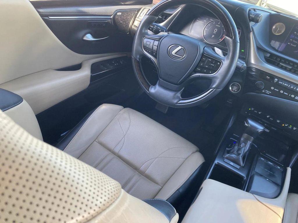 used 2019 Lexus ES 350 car, priced at $28,499