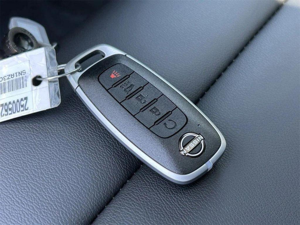 new 2025 Nissan Murano car, priced at $38,215