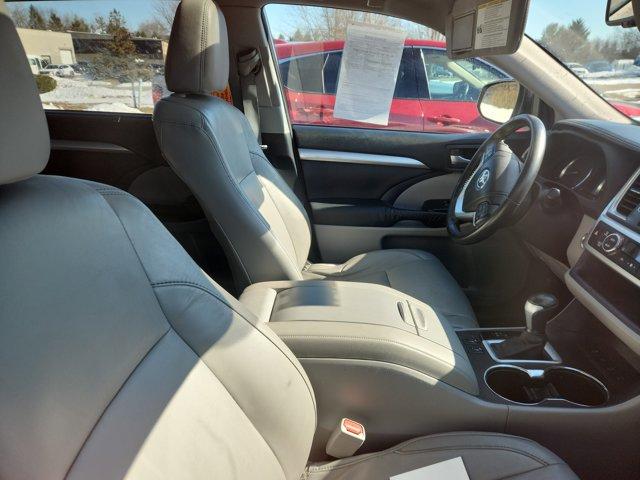 used 2015 Toyota Highlander car, priced at $15,500