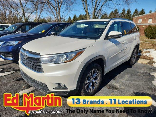 used 2015 Toyota Highlander car, priced at $15,500