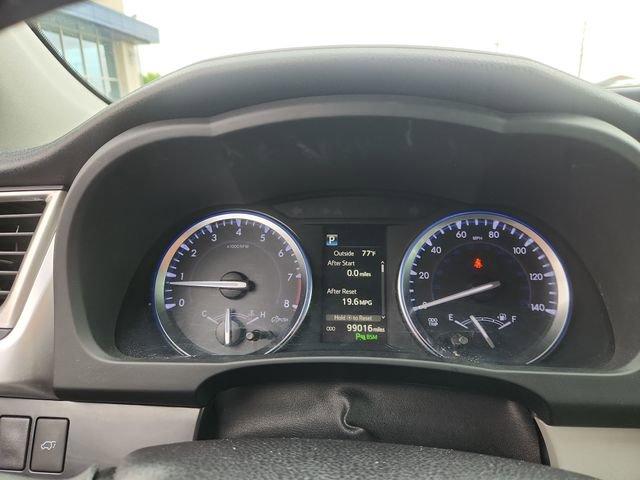 used 2018 Toyota Highlander car, priced at $23,124