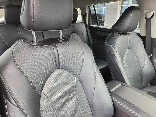 used 2021 Toyota Highlander car, priced at $28,505