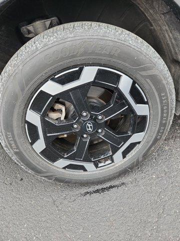 used 2025 Hyundai Santa Fe car, priced at $31,800