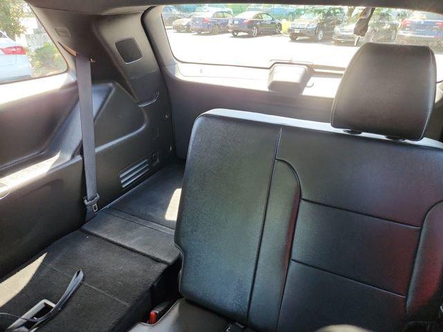 used 2022 Chevrolet Traverse car, priced at $24,589