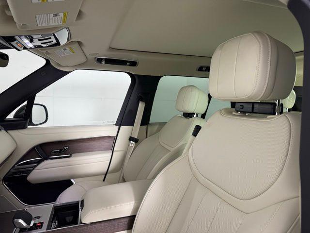 new 2025 Land Rover Range Rover car, priced at $138,105