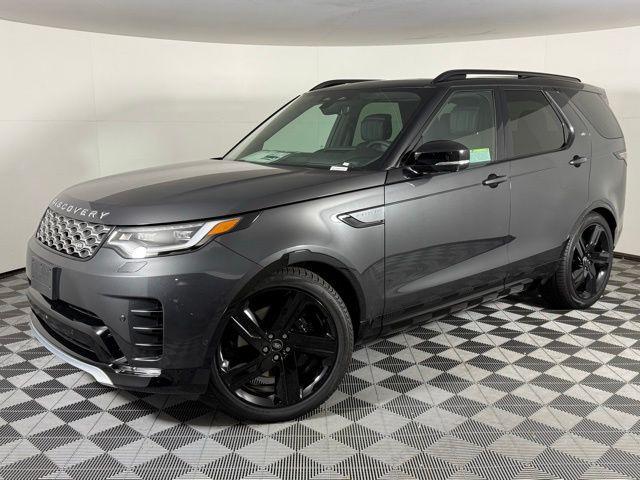 new 2025 Land Rover Discovery car, priced at $86,315