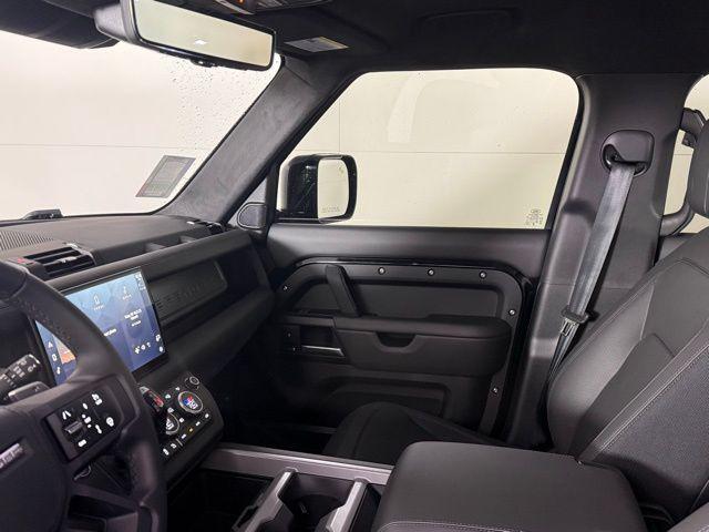 new 2025 Land Rover Defender car