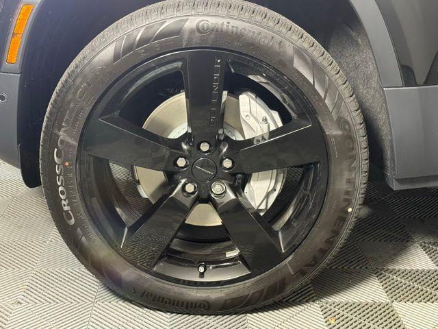 new 2026 Land Rover Defender car