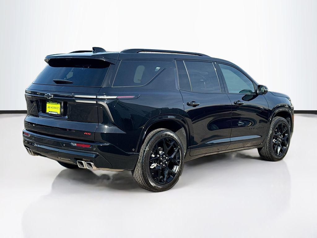 used 2024 Chevrolet Traverse car, priced at $50,216