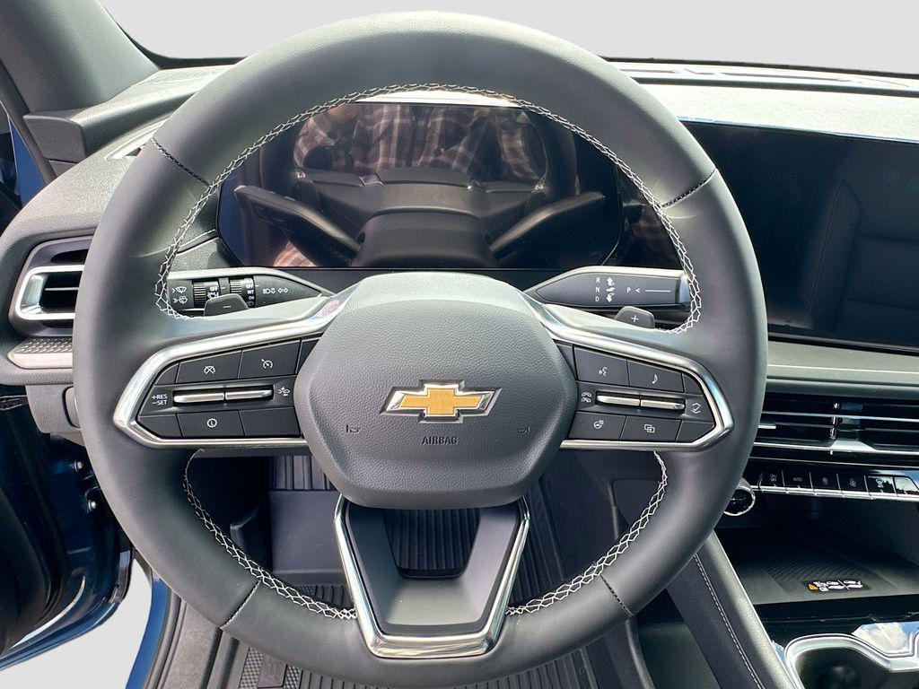 new 2026 Chevrolet Traverse car, priced at $47,683