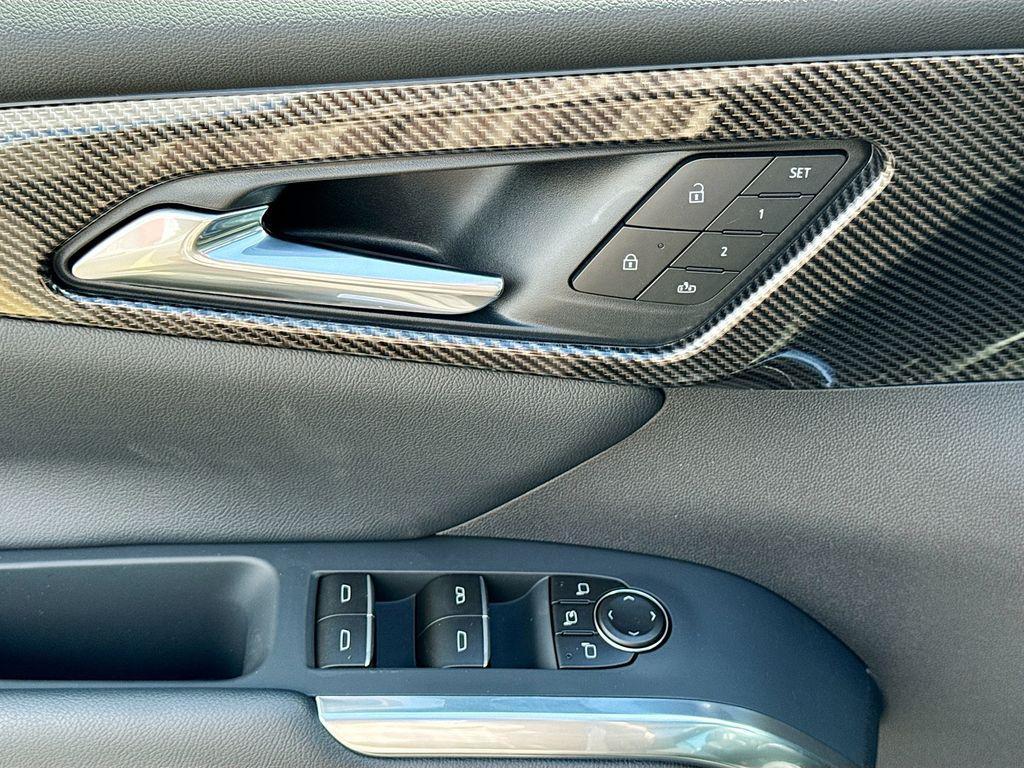 new 2026 Chevrolet Traverse car, priced at $58,257