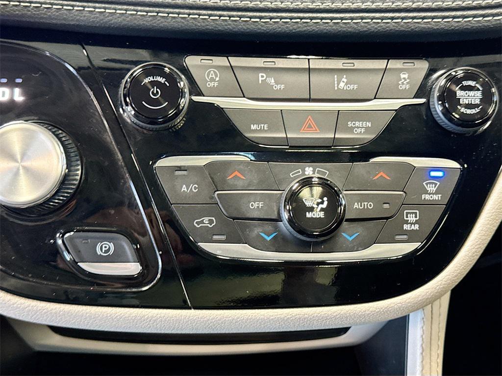 used 2024 Chrysler Pacifica car, priced at $34,999