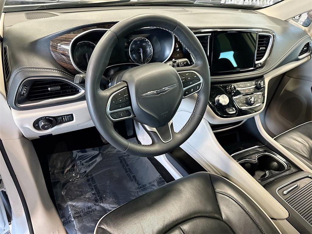 used 2024 Chrysler Pacifica car, priced at $34,999